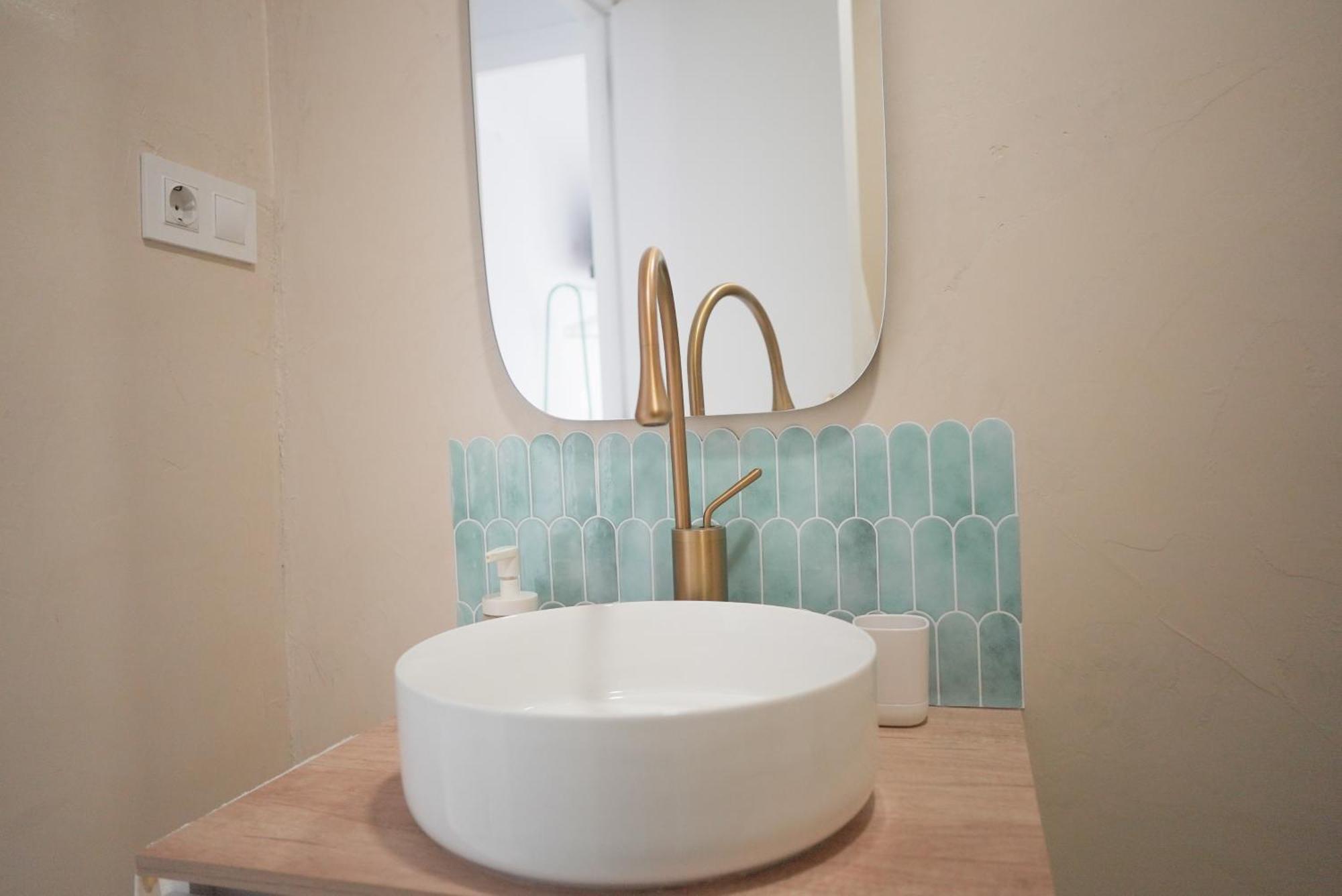 Apartamento Centrico La Merced - Free Parking & Free Gym Málaga Extérieur photo