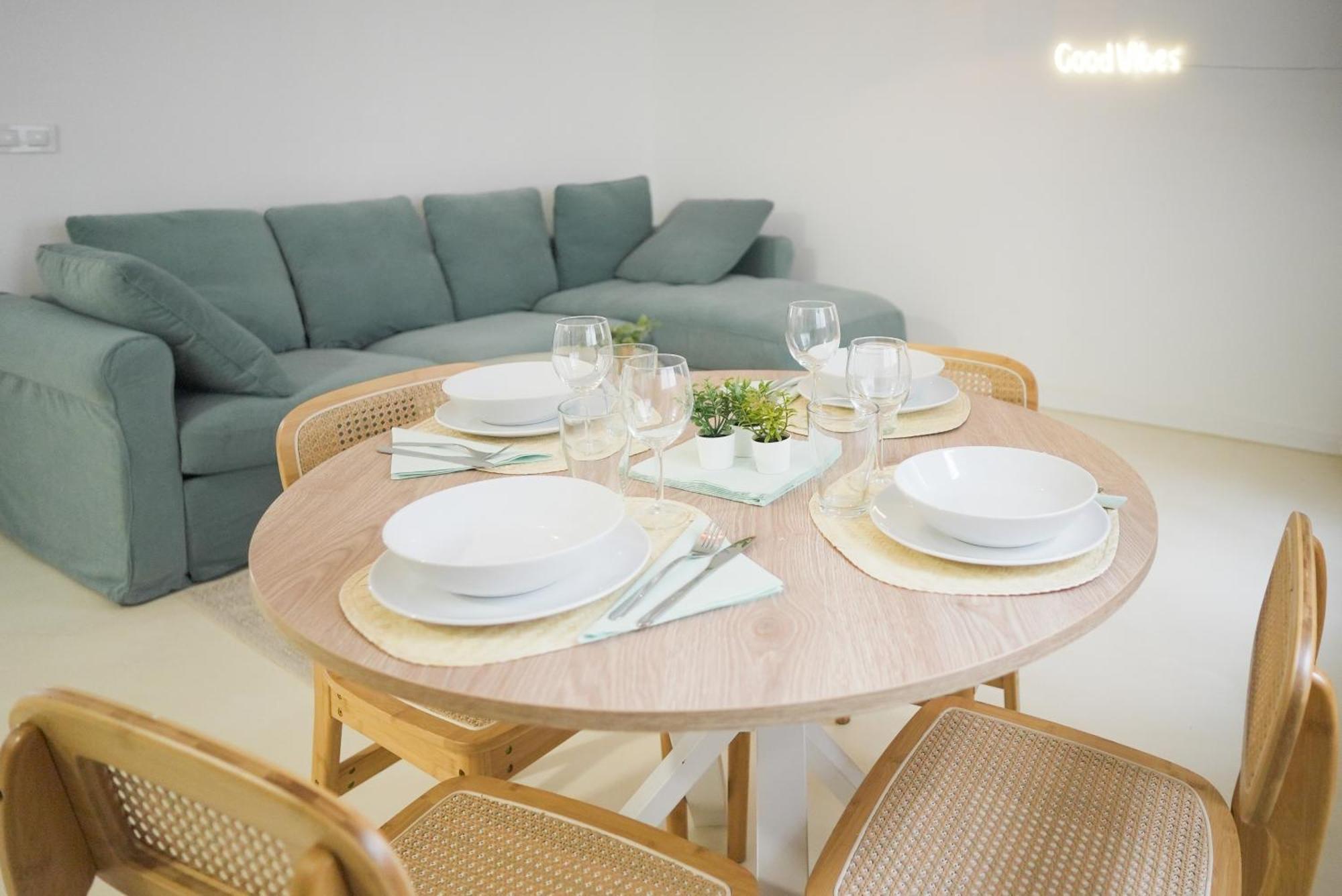 Apartamento Centrico La Merced - Free Parking & Free Gym Málaga Extérieur photo