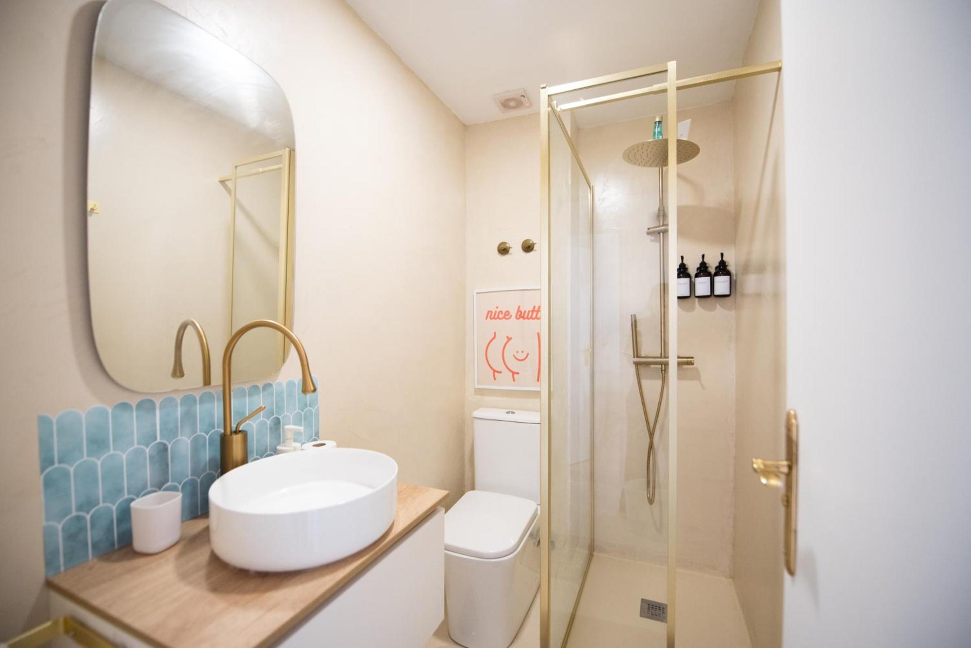 Apartamento Centrico La Merced - Free Parking & Free Gym Málaga Extérieur photo