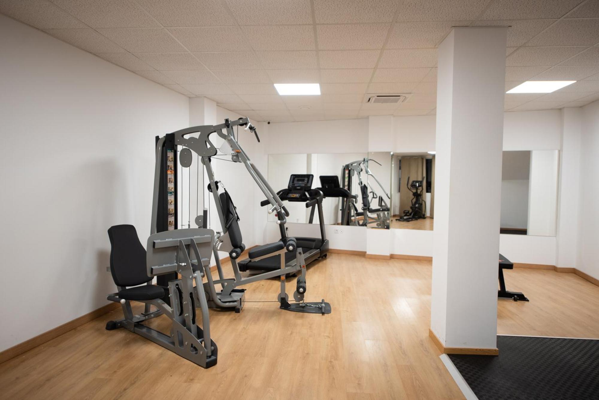Apartamento Centrico La Merced - Free Parking & Free Gym Málaga Extérieur photo