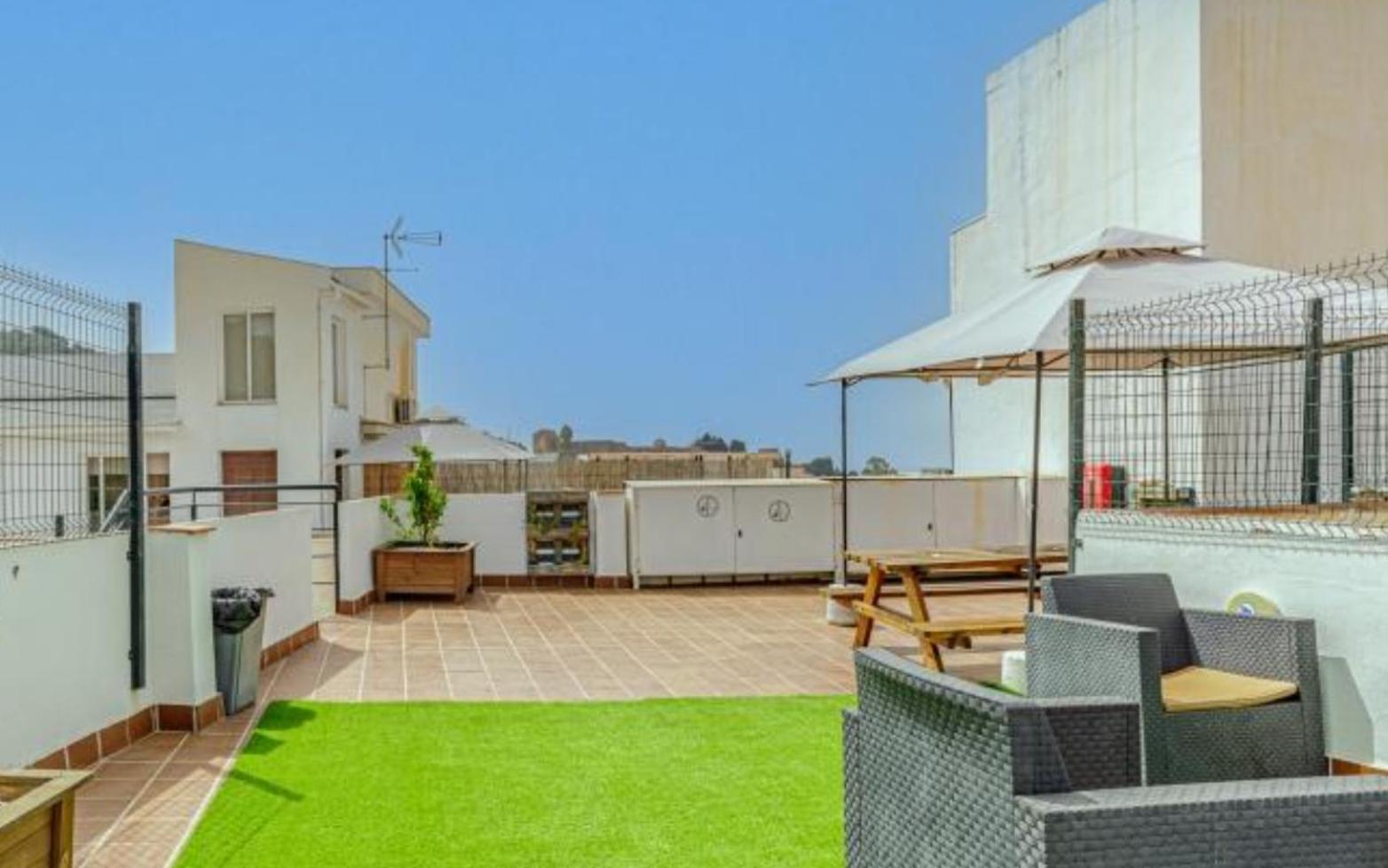 Apartamento Centrico La Merced - Free Parking & Free Gym Málaga Extérieur photo